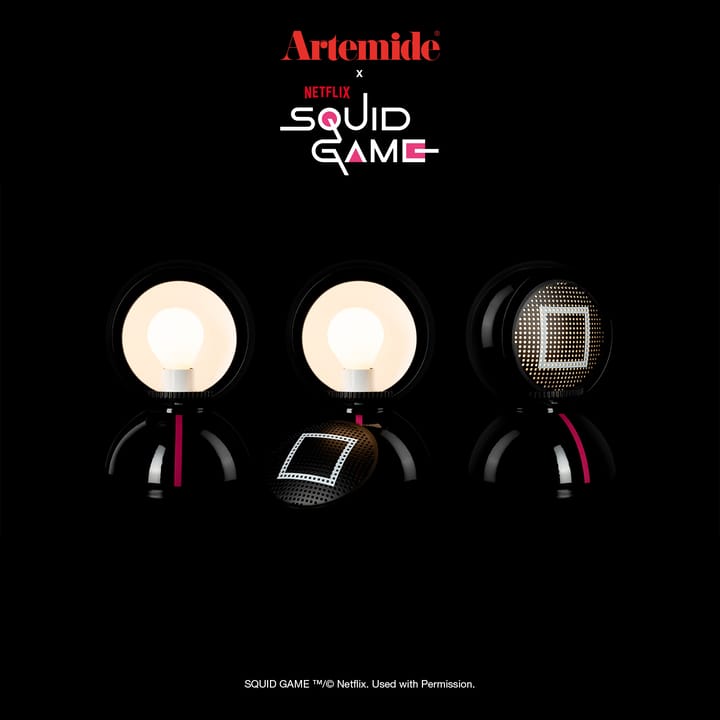 Eclisse x Squid Game Lámpara de mesa Special Edition, Guard black Artemide