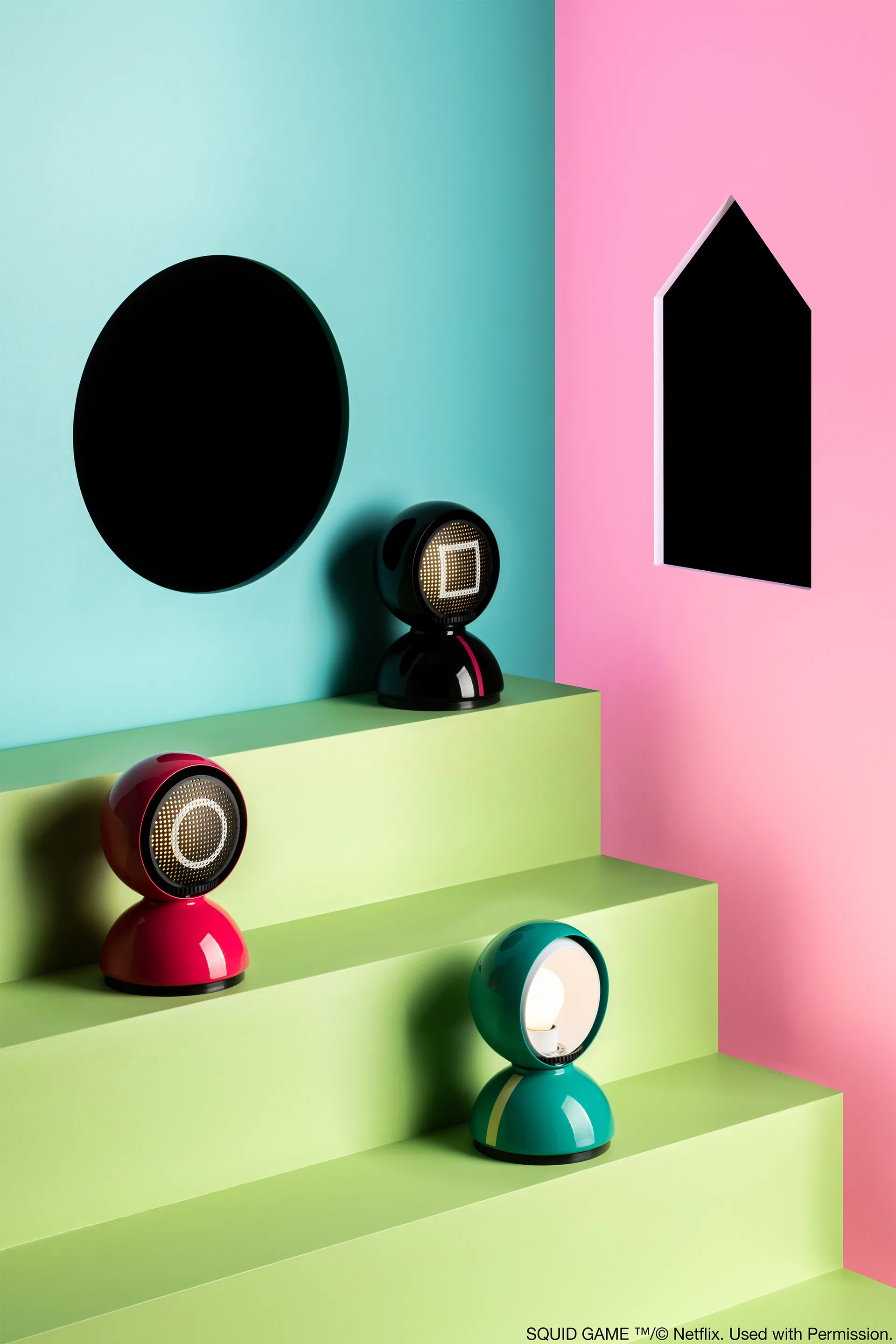 Eclisse x Squid Game Lámpara de mesa Special Edition, Guard black Artemide