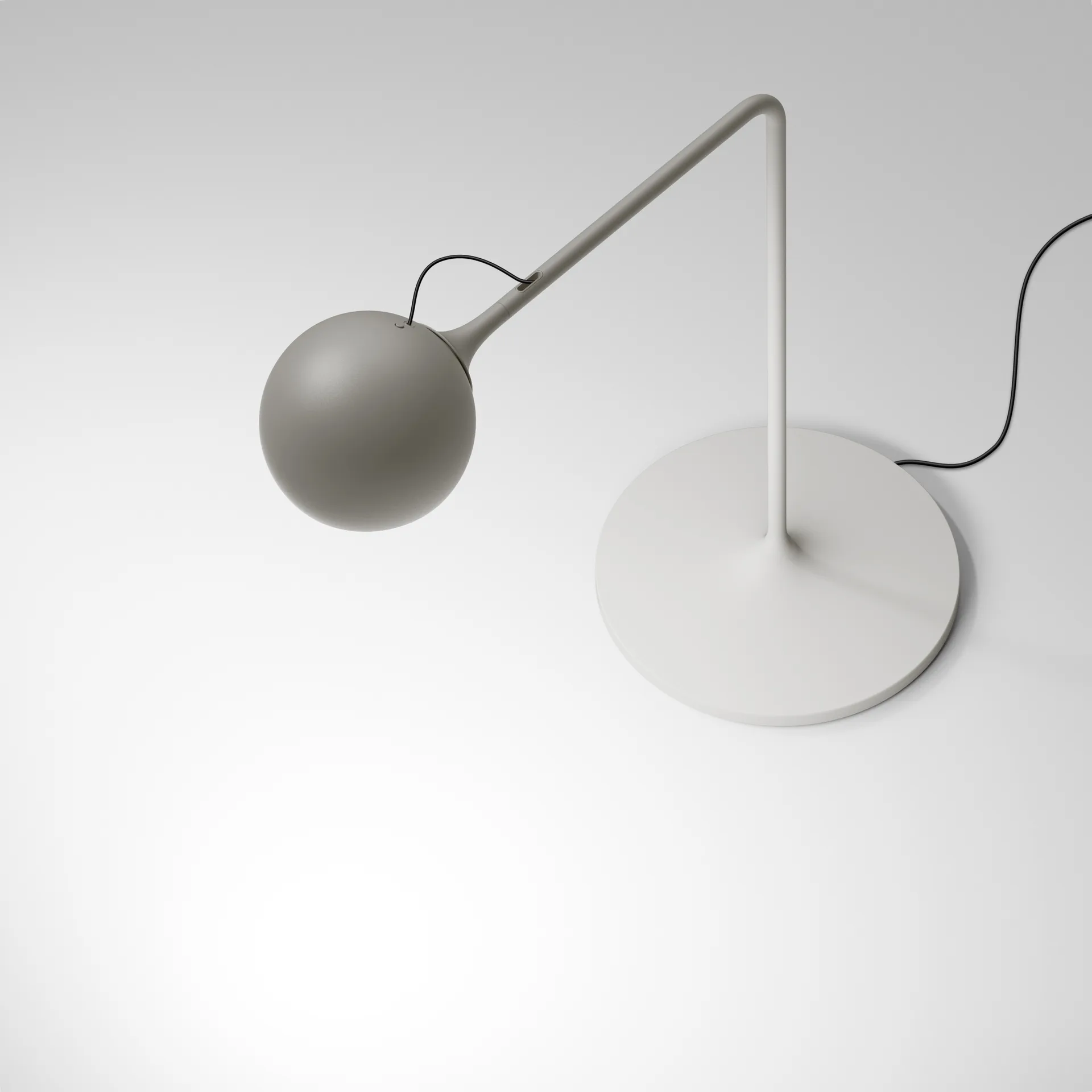 Lámpara de mesa Ixa, Blanco-gris Artemide