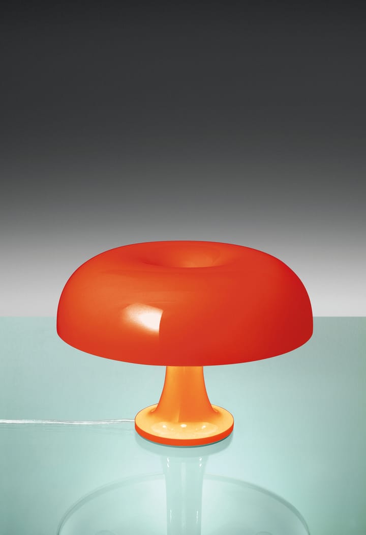 Lámpara de mesa Nessino, naranja Artemide