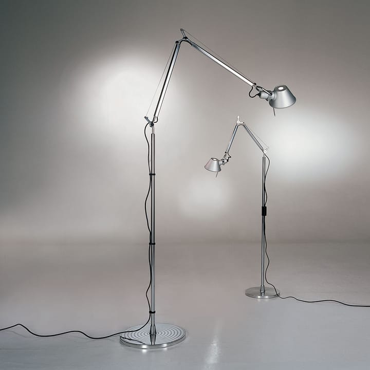 Lámpara de pie Tolomeo Basculante, Pargament Artemide