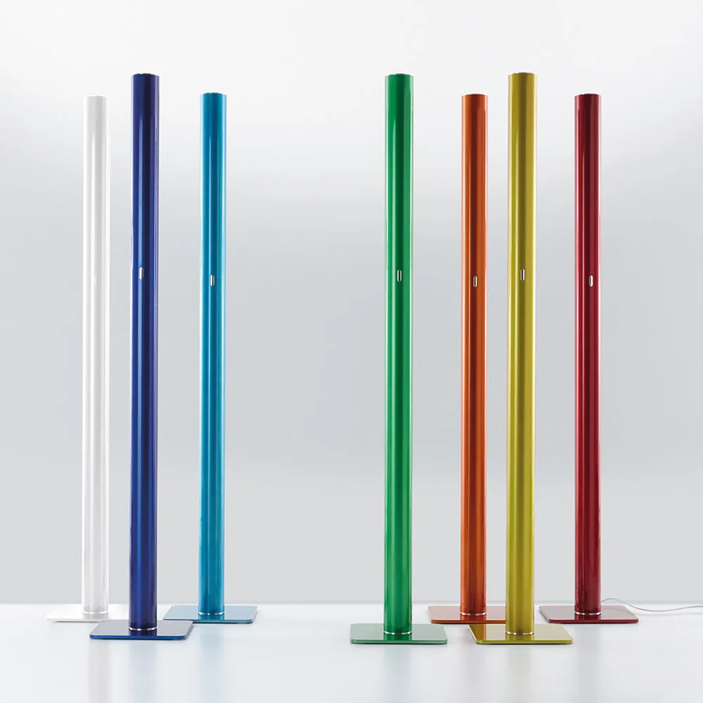 Lámpara de piso Ilio, rojo rubí Artemide