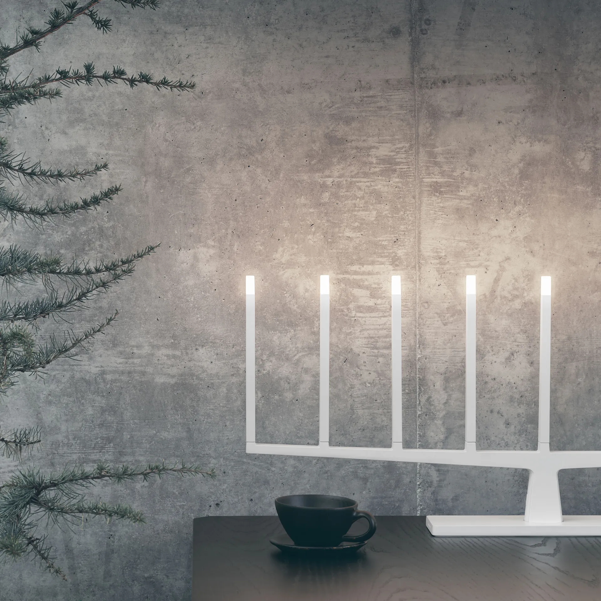 Candelabro de Adviento Adventure 9 brazos, blanco Ateljé Lyktan