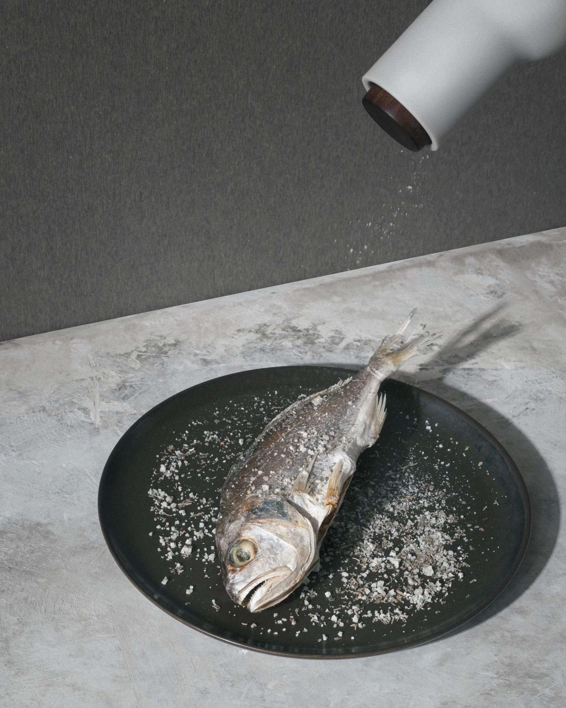 2 molinillos de especias Bottle, Ash-carbon (tapa de nogal) Audo Copenhagen