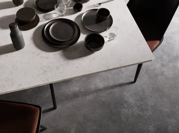 2 molinillos de especias Bottle - Ash-carbon (tapa de nogal) - Audo Copenhagen