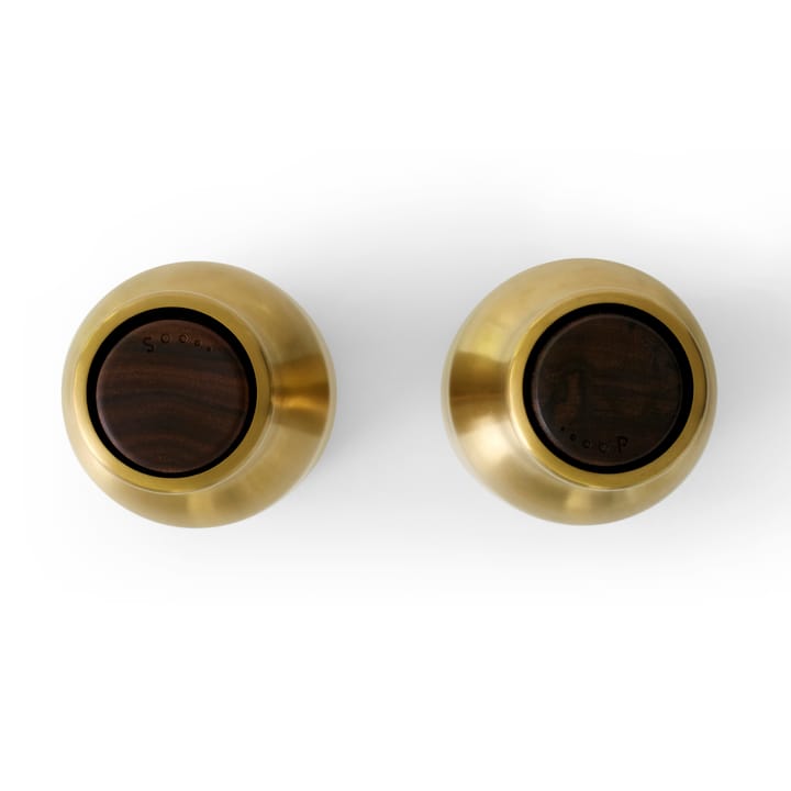 2 Molinillos de especias Bottle Grinder metal, Brushed brass (tapa de nogal) Audo Copenhagen