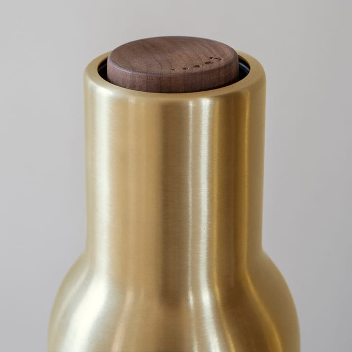 2 Molinillos de especias Bottle Grinder metal, Brushed brass (tapa de nogal) Audo Copenhagen