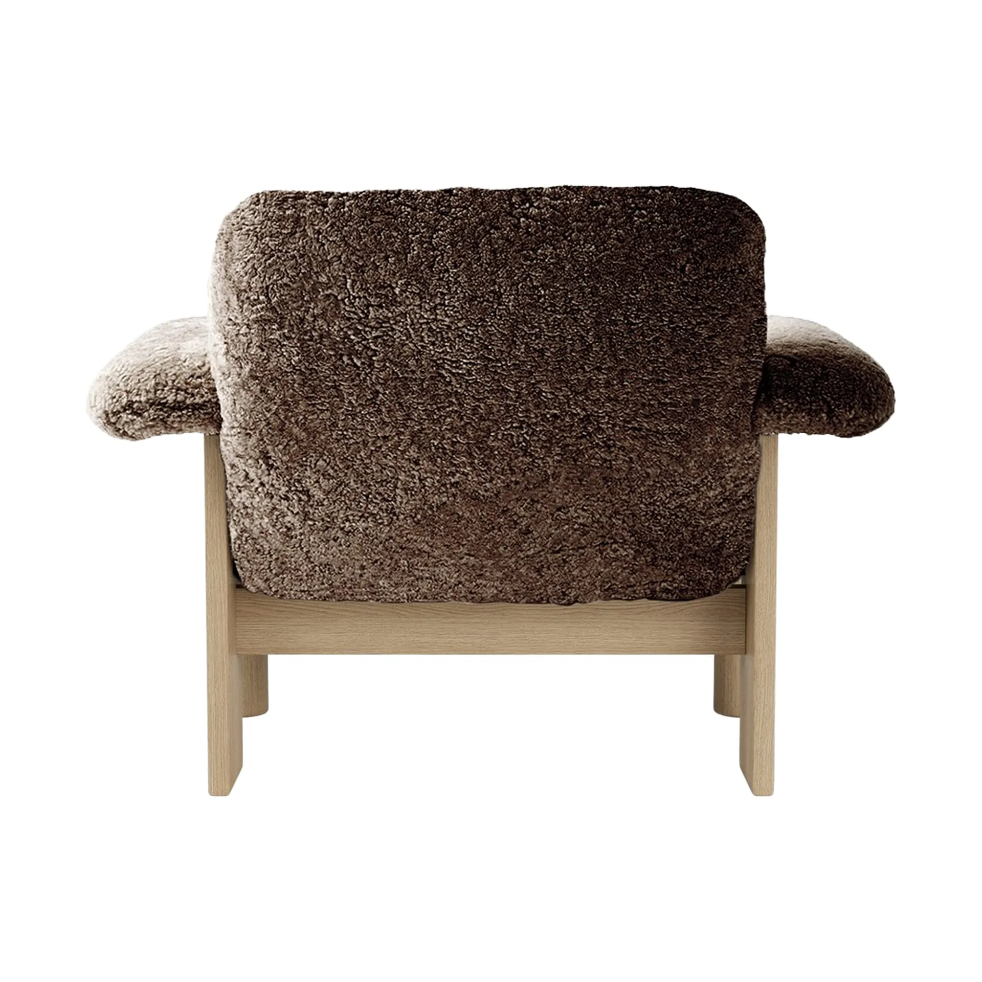 Butaca Brasilia low back, Natural oak-Sahara sheepskin curly Audo Copenhagen