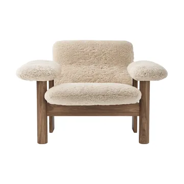 Butaca Brasilia low back - Walnut-Nature sheepskin curly - Audo Copenhagen