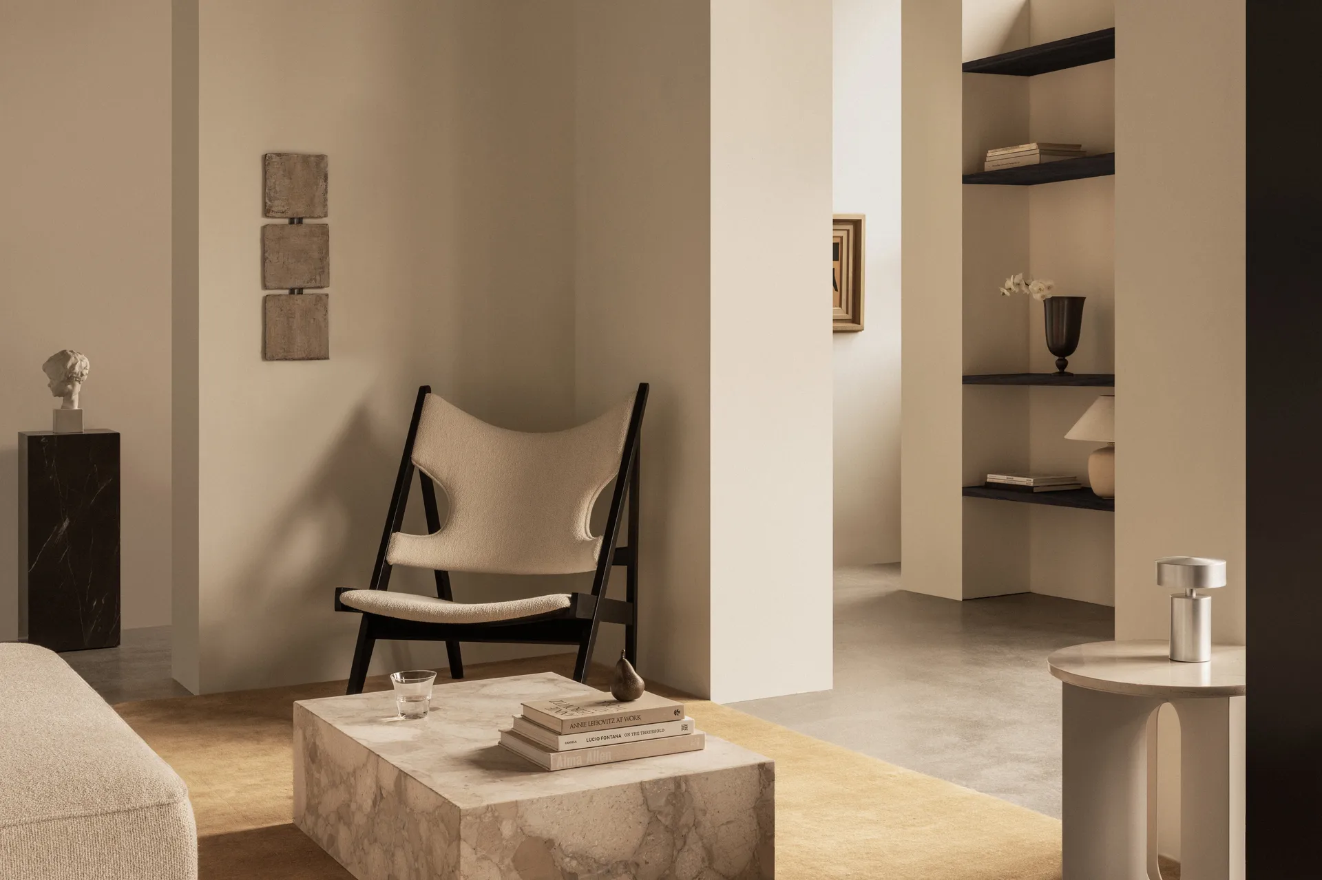 Butaca Lounge Knitting, Barnum Bouclé 24-roble negro Audo Copenhagen