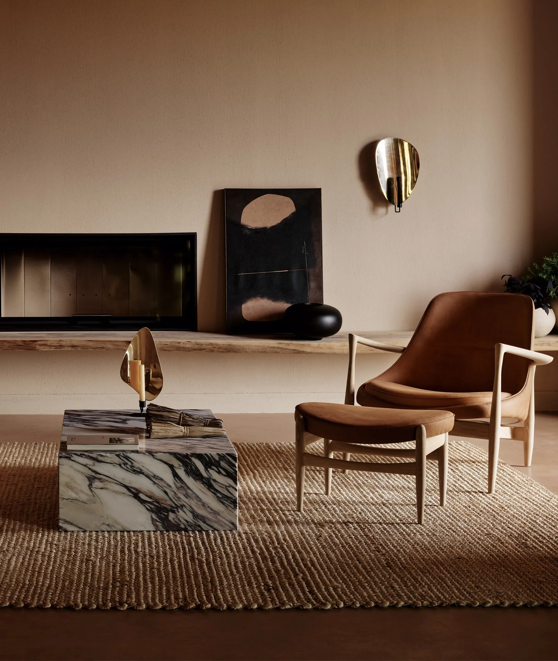 Candelabro de pared Flambeau 40 cm, Latón negro pulido Audo Copenhagen