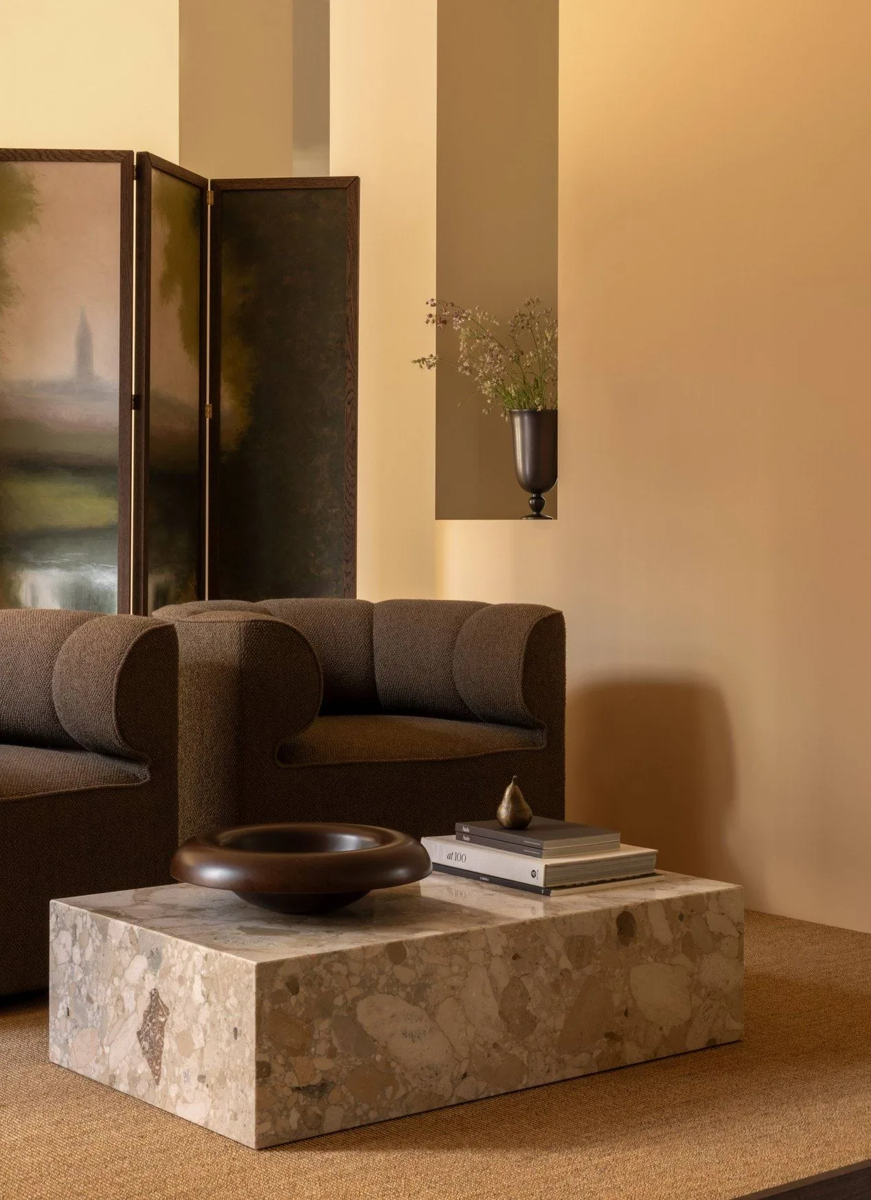 Eave Seamline sillón lounge, Logan Fossil Audo Copenhagen