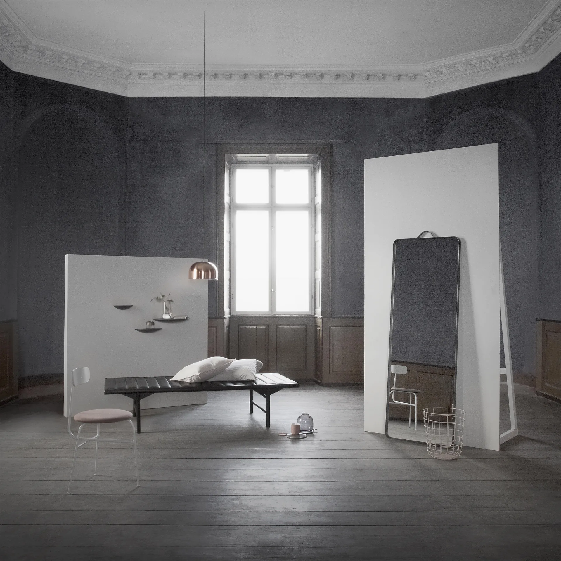 Espejo de pie Norm , negro Audo Copenhagen