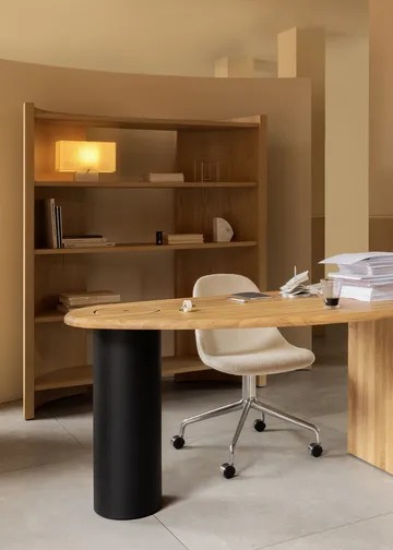 Estantería Crescent - Roble sin tratar, 150x173 cm - Audo Copenhagen