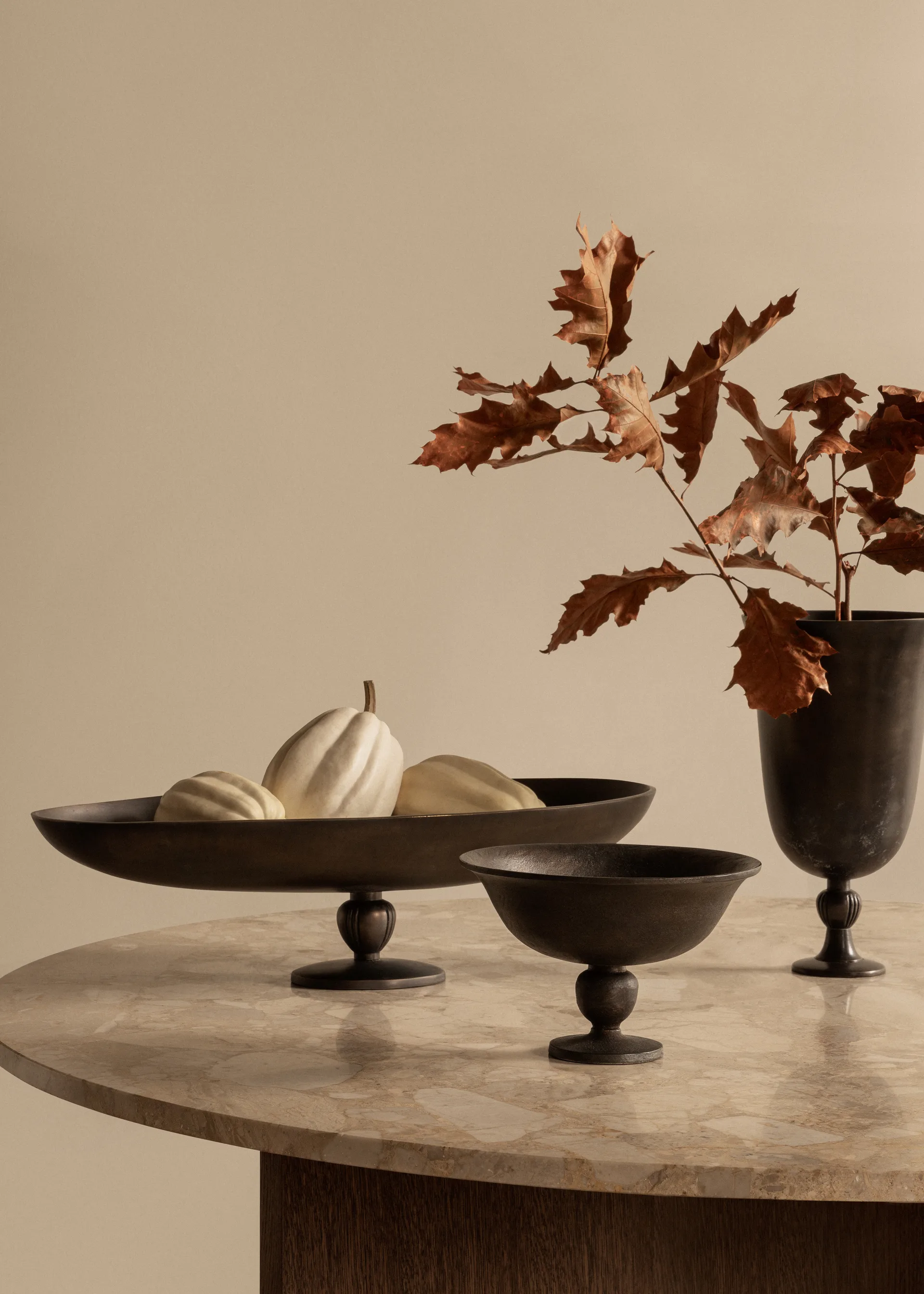 Jarrón Pavot, Bronzed aluminium Audo Copenhagen