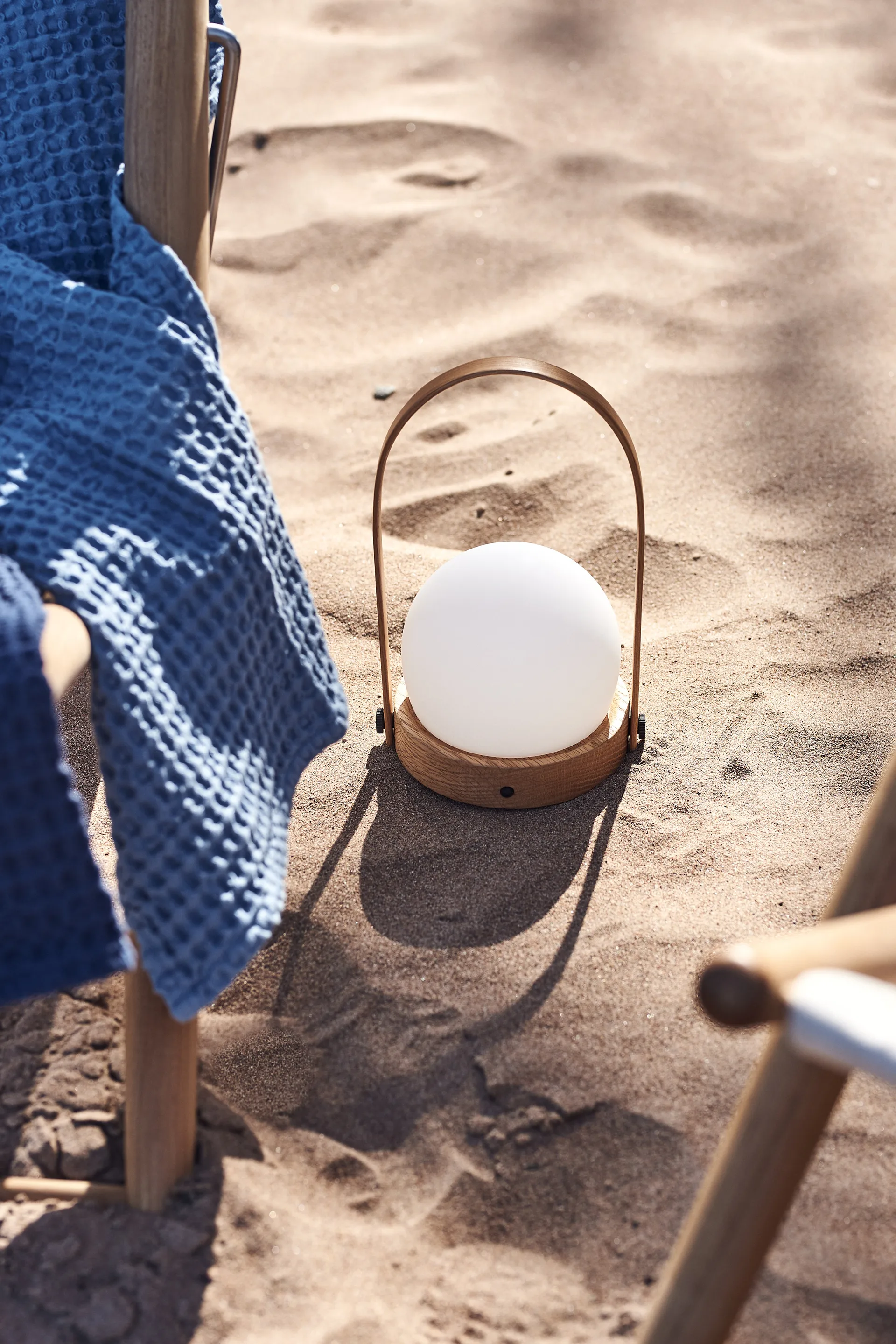 Lámpara Carrie Limited Edition, Natural oak Audo Copenhagen