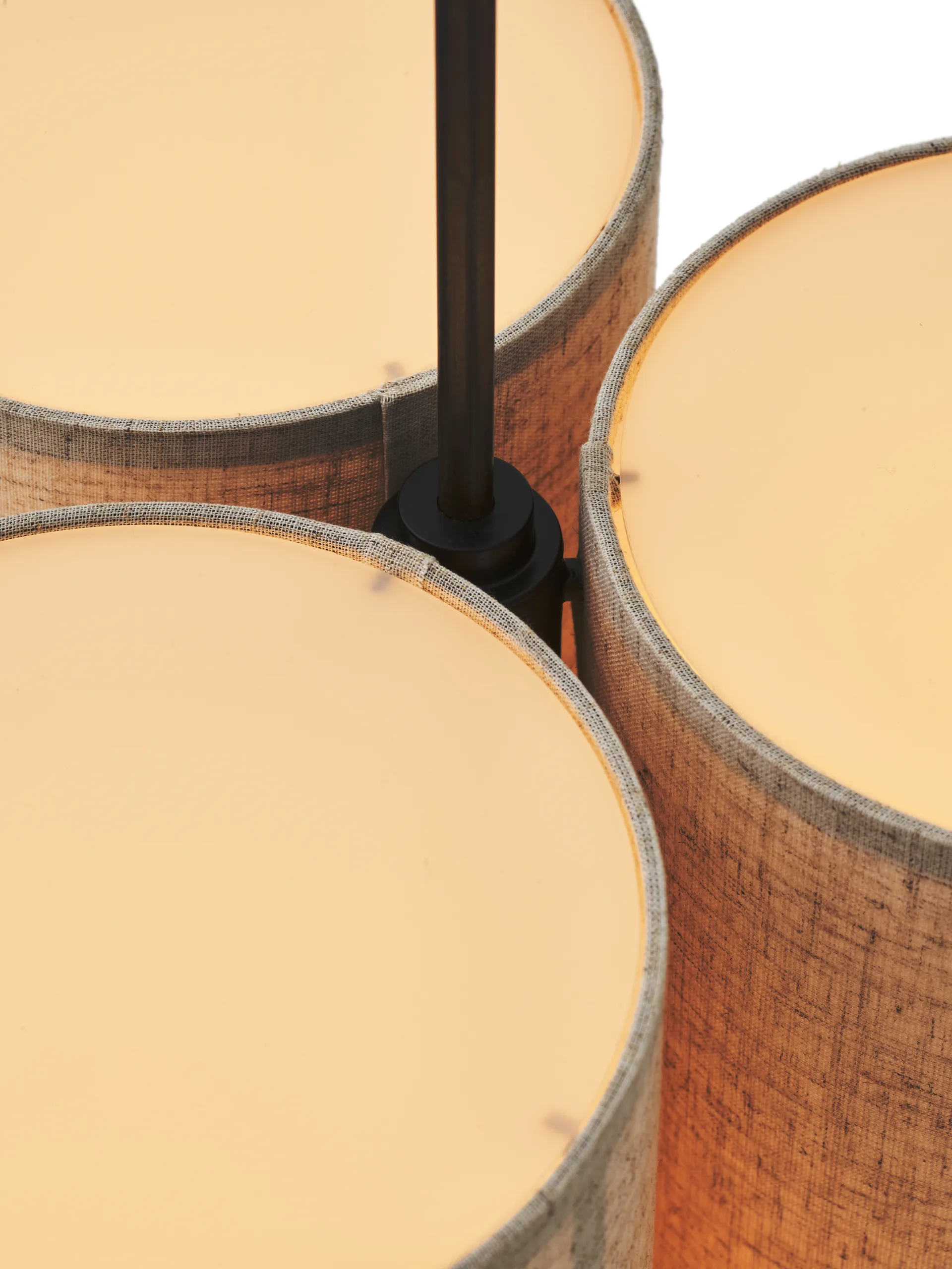 Lámpara colgante Hashira Cluster raw, 45 cm Audo Copenhagen