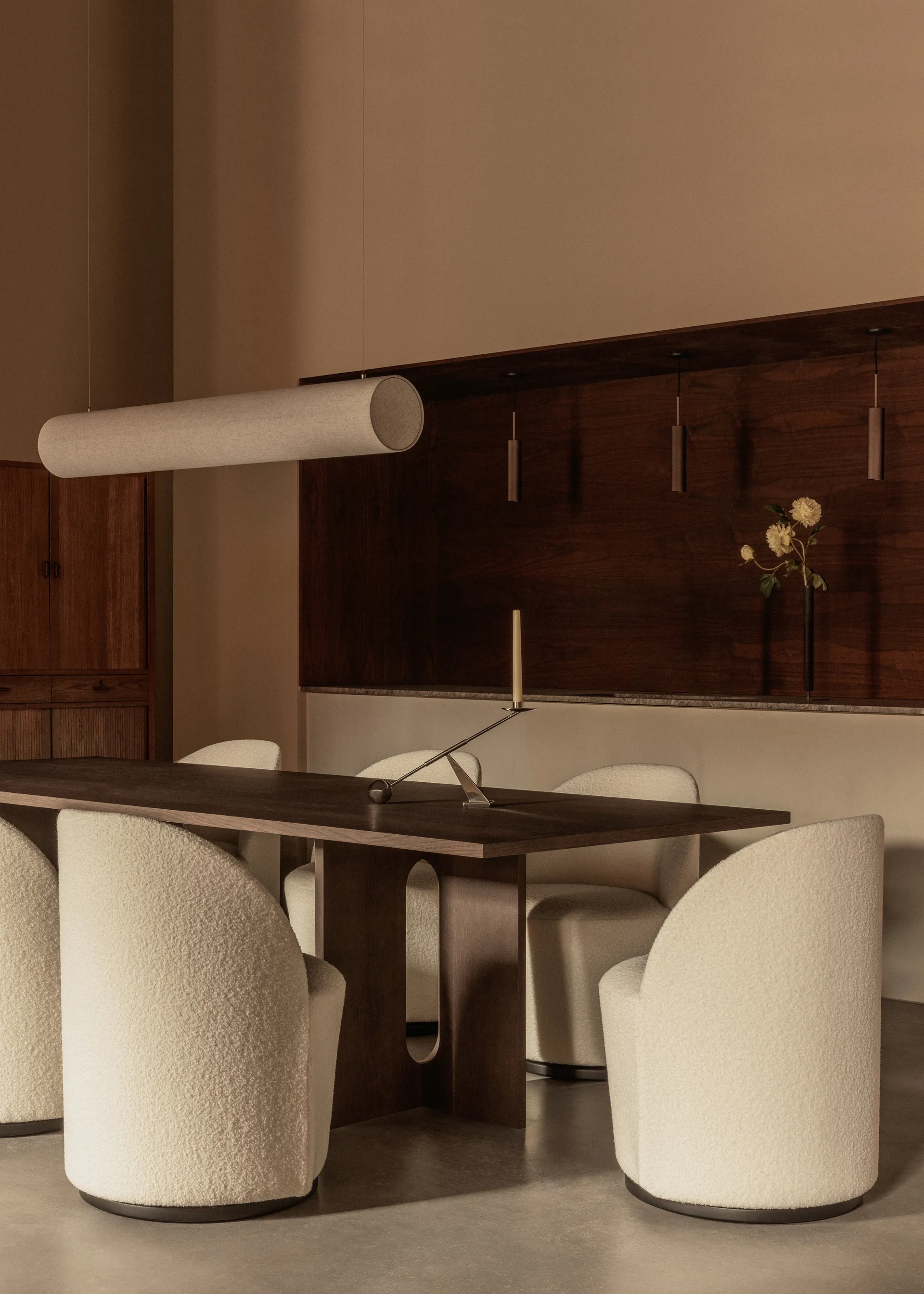 Lámpara colgante Hashira Linear, Raw Audo Copenhagen