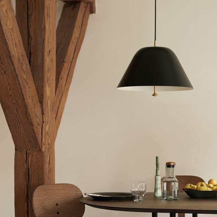 Lámpara colgante Levitate Ø40 cm, negro-latón Audo Copenhagen