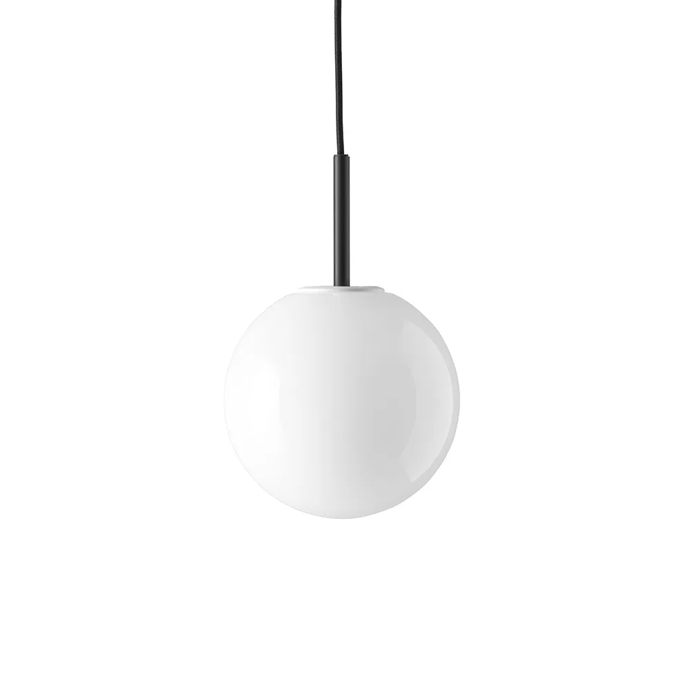 Lámpara colgante TR Bulb, Opal shiny, suspensión negra Audo Copenhagen
