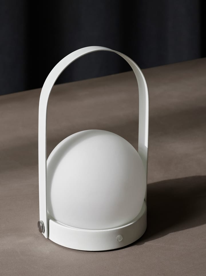 Lámpara de mesa Carrie, Blanco Audo Copenhagen