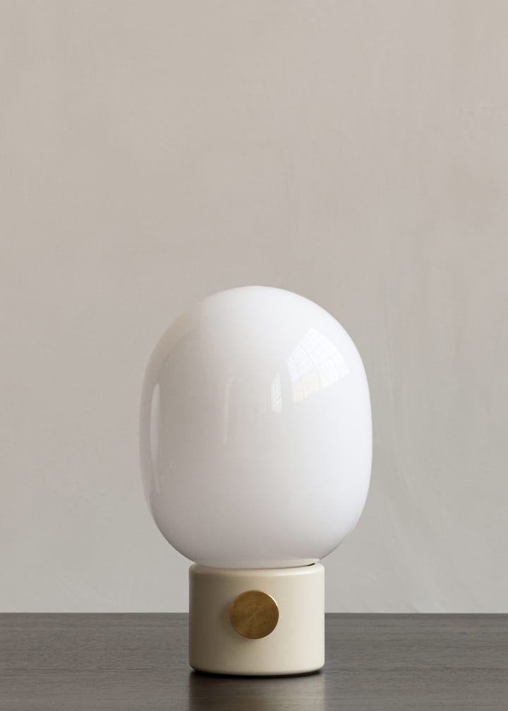 Lámpara de mesa JWDA, Alabaster white Audo Copenhagen