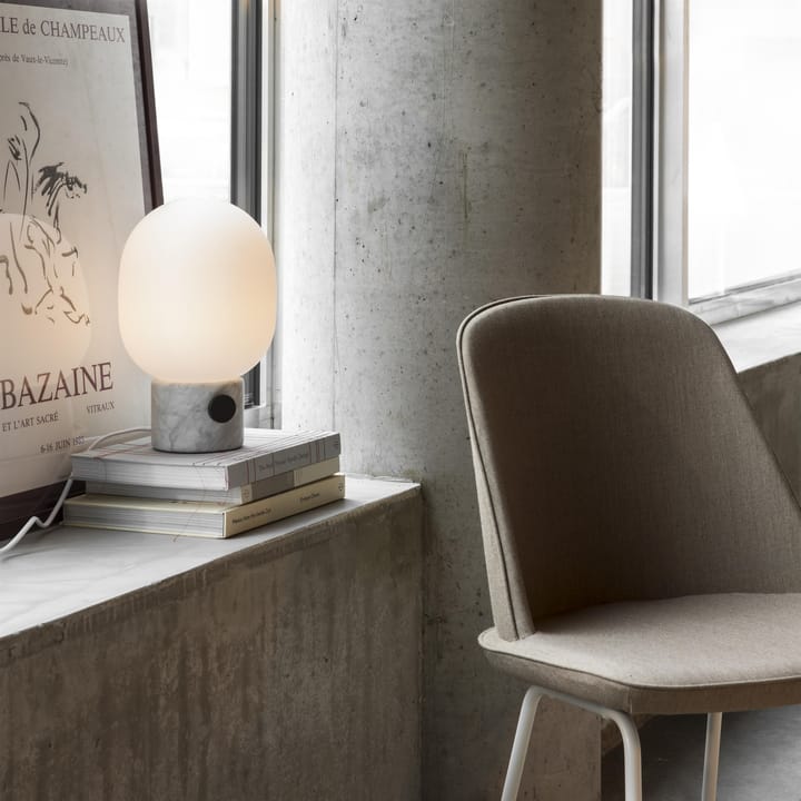 Lámpara de mesa JWDA, mármol Audo Copenhagen