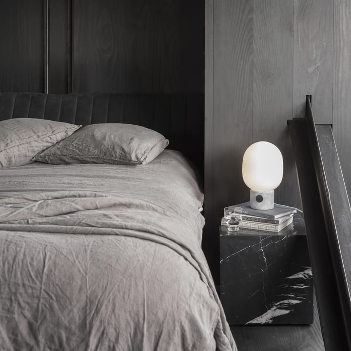 Lámpara de mesa JWDA, mármol Audo Copenhagen
