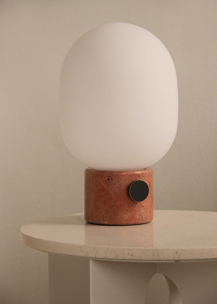 Lámpara de mesa JWDA, Red travertine Audo Copenhagen
