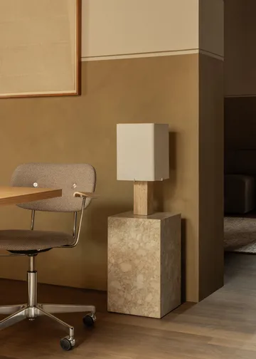 Lámpara de mesa Nonna 49 cm - Travertino-arena - Audo Copenhagen