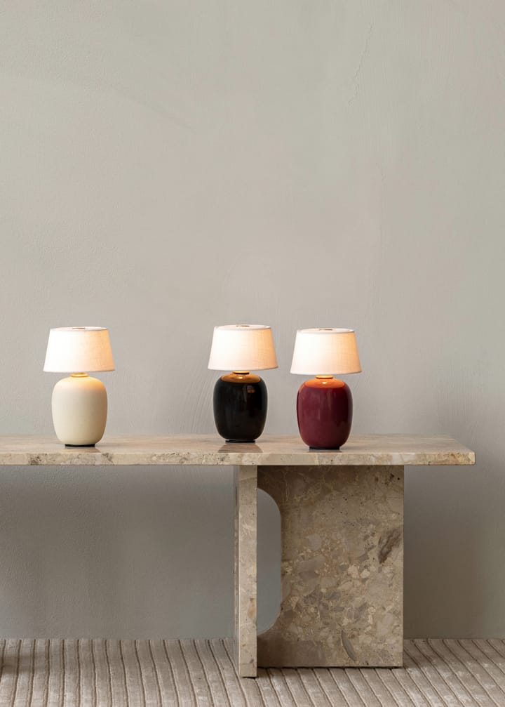 Lámpara de mesa portable Torso, Ruby Audo Copenhagen