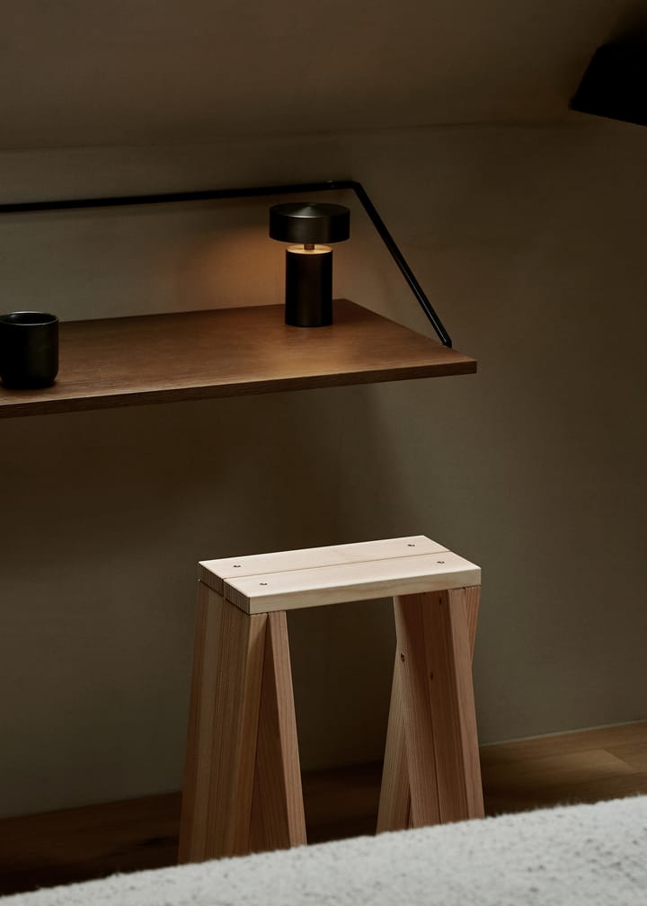 Lámpara de mesa portátil Column IP44, Bronce Audo Copenhagen