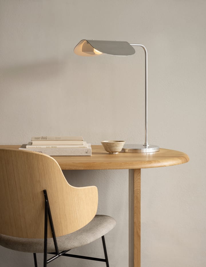 Lámpara de mesa Wing 56 cm, Aluminio Audo Copenhagen