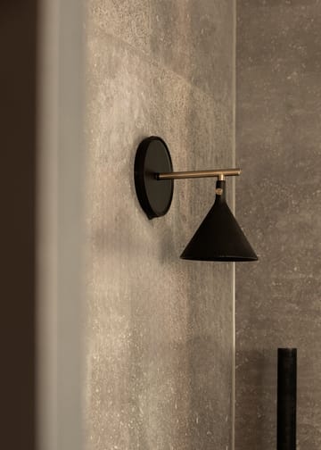 Lámpara de pared Cast Sconce instalación fija - Black - Audo Copenhagen