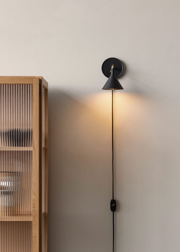 Lámpara de pared Cast Sconce, negro Audo Copenhagen