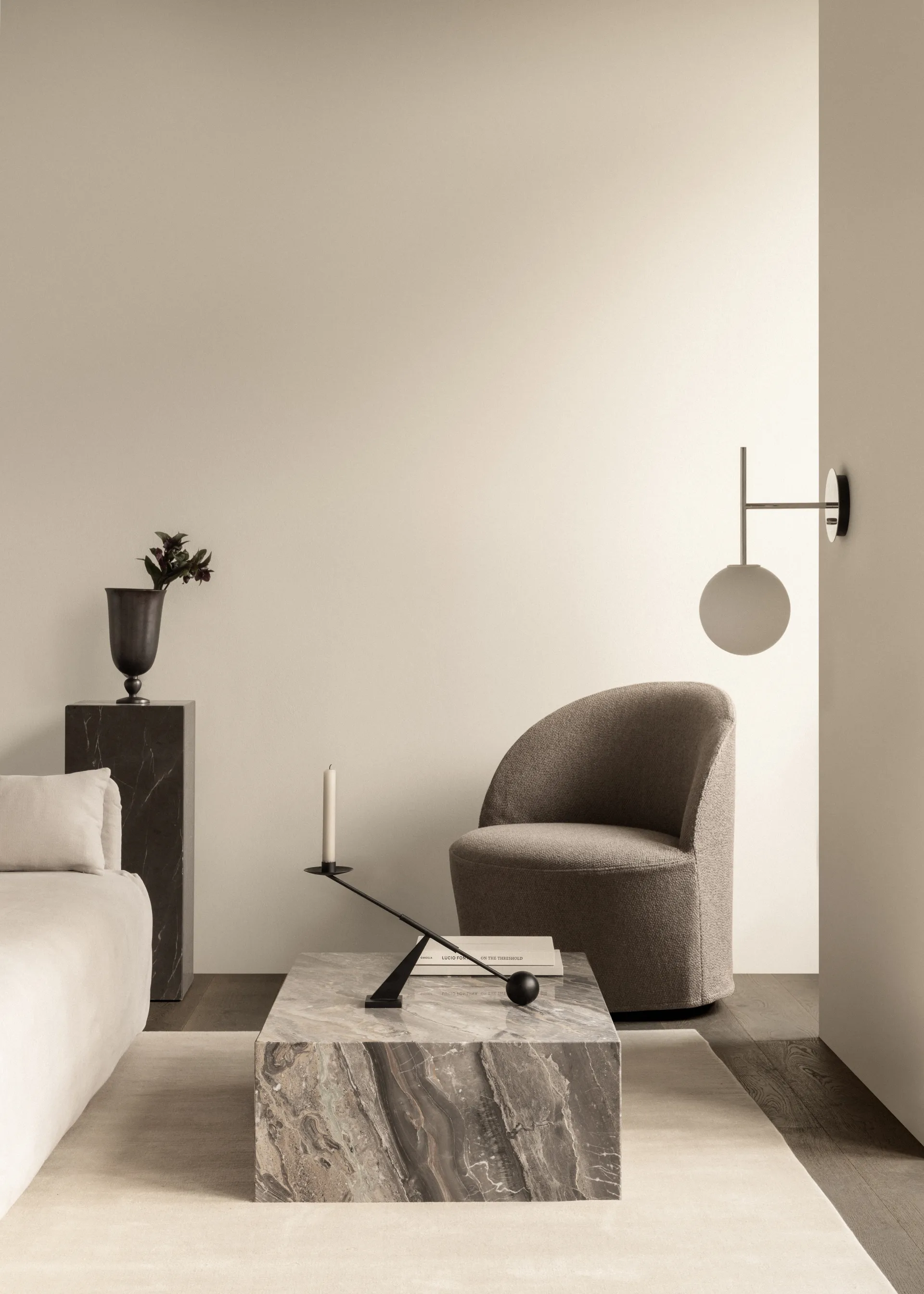 Lámpara de pared TR Bulb Suspended, Polished steel Audo Copenhagen