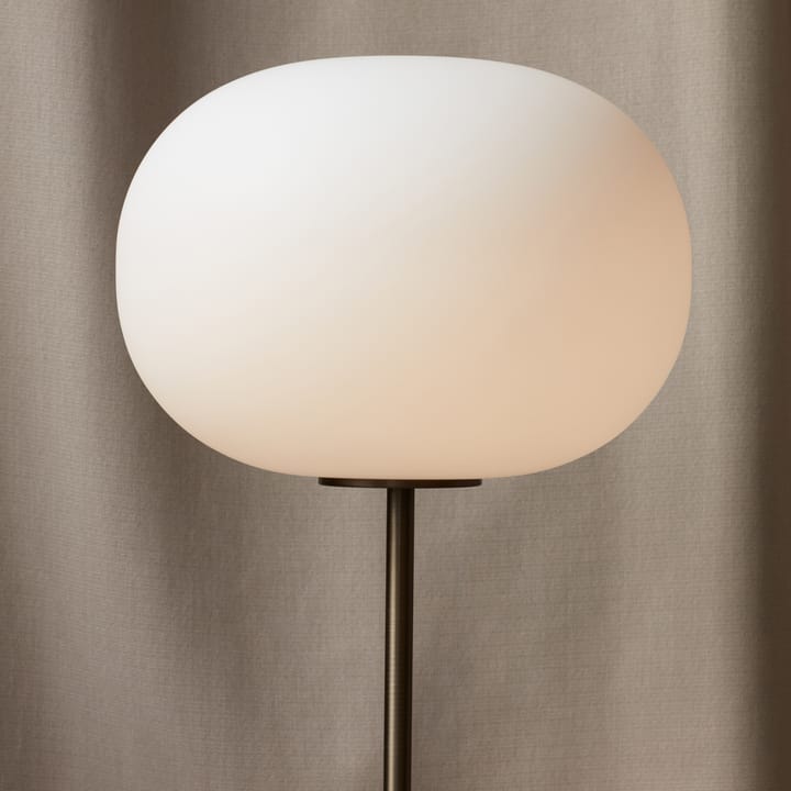 Lámpara de pie JWDA, mármol-latón bronceado Audo Copenhagen