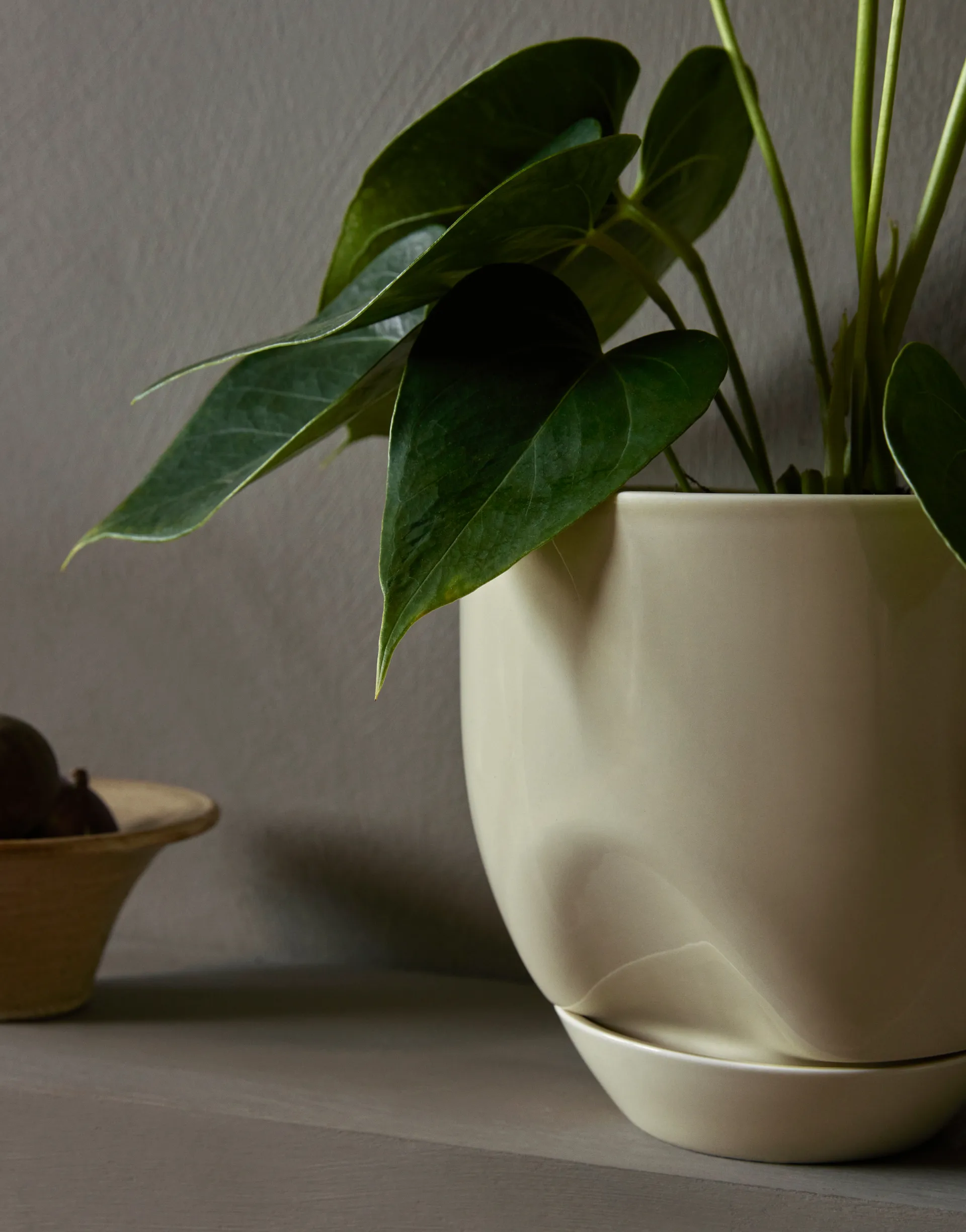 Maceta Hydrous Ø20 cm, Ashen Audo Copenhagen