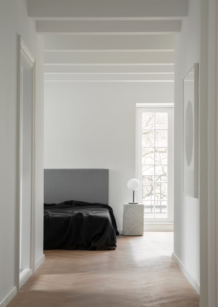 Mesa auxiliar Plinth tall 30x30x51 cm, White Audo Copenhagen