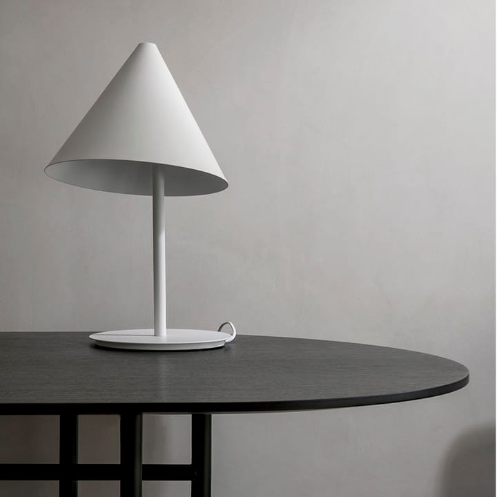 Mesa Snaregade ovalada, Negro Audo Copenhagen