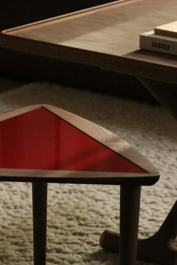 Mesita Umanoff nesting side table - Walnut-burgundy - Audo Copenhagen