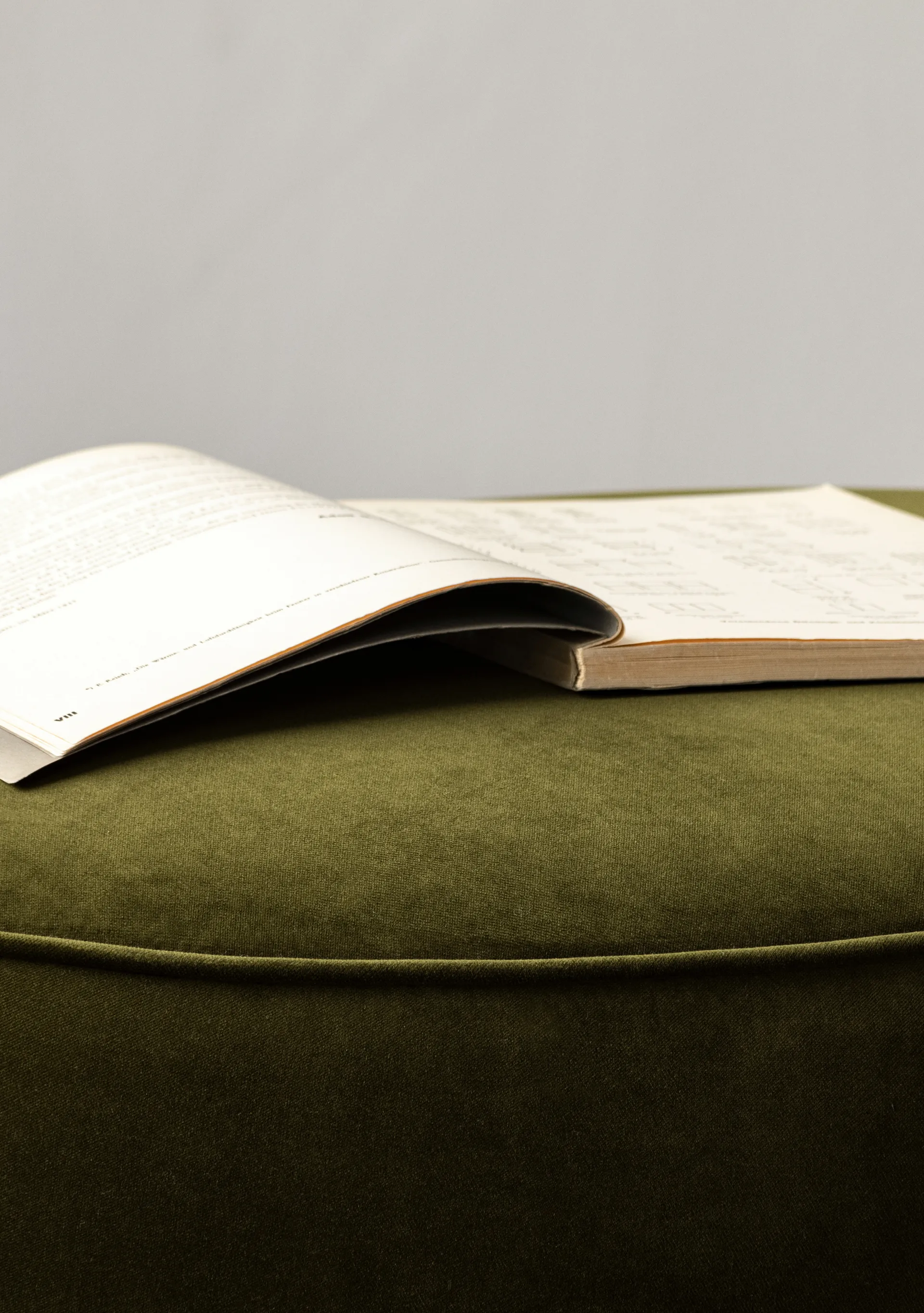 Puff Cairn ovalado, Champion 035 Audo Copenhagen