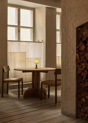 Puffin Dining Table chapada en roble natural - Chapado de roble natural, Ø120 cm - Audo Copenhagen
