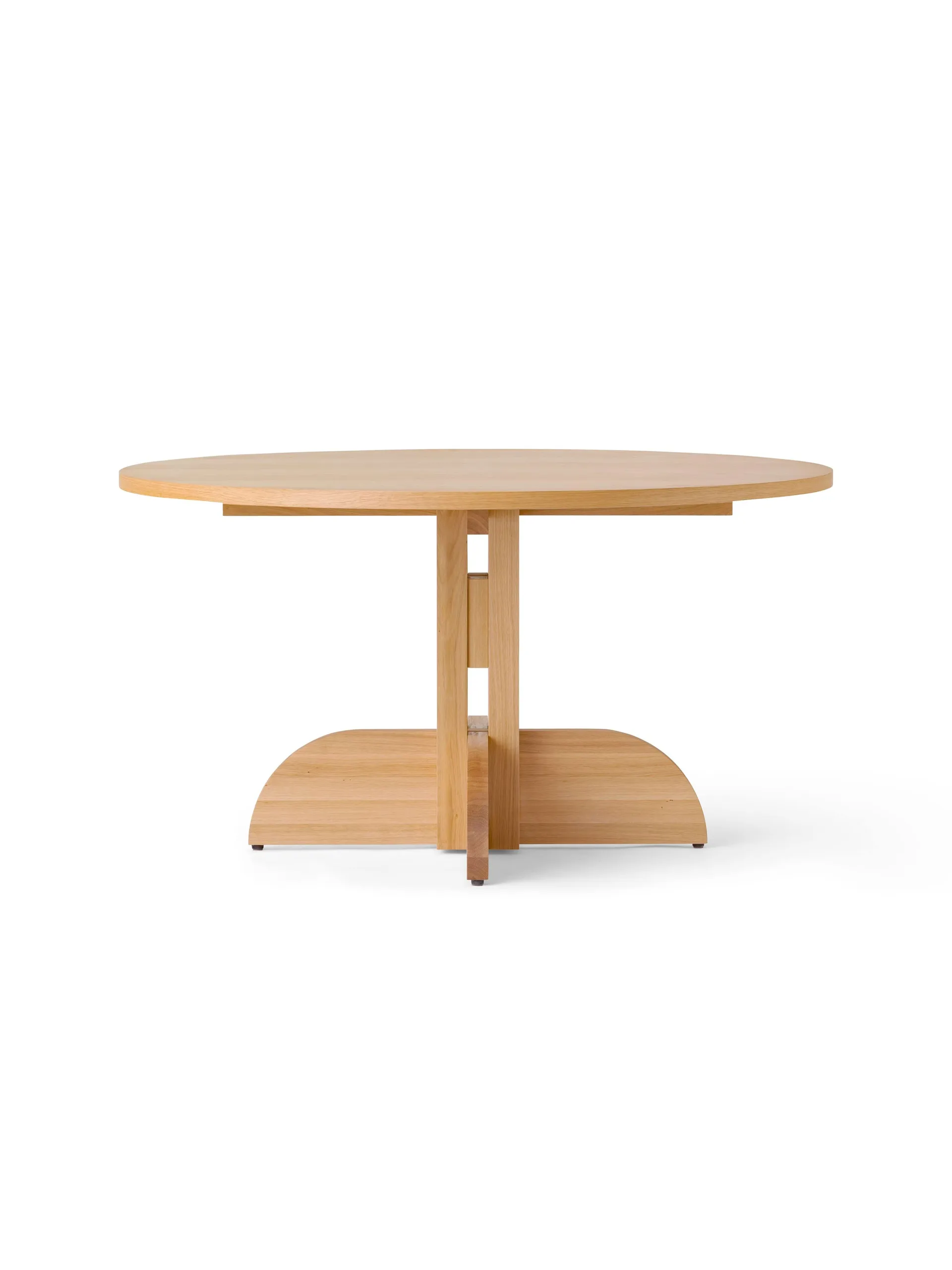 Puffin Dining Table chapada en roble natural, Chapado de roble natural, Ø140 cm Audo Copenhagen