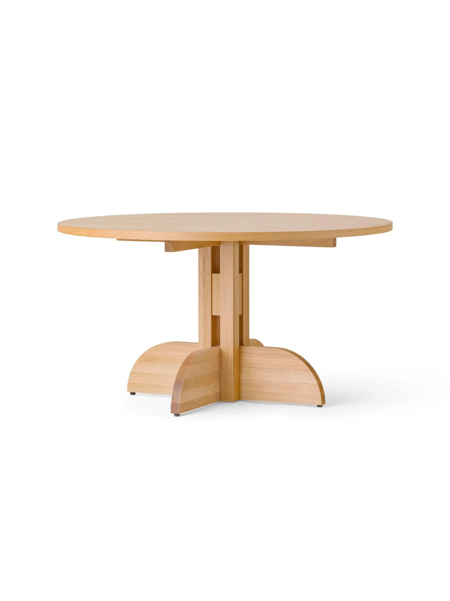 Puffin Dining Table chapada en roble natural, Chapado de roble natural, Ø140 cm Audo Copenhagen