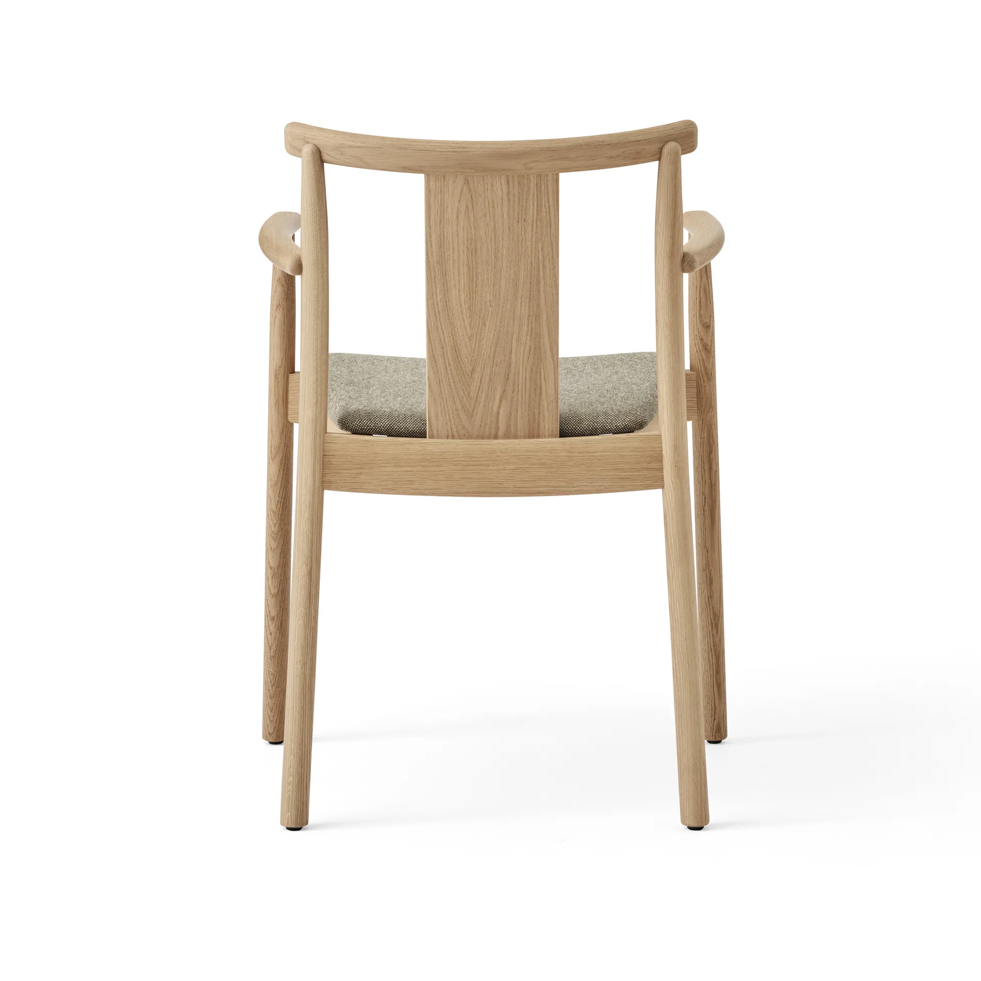 Silla con reposbrazos y cojín de silla Merkur, Oak-Hallingdal 0200 beige Audo Copenhagen