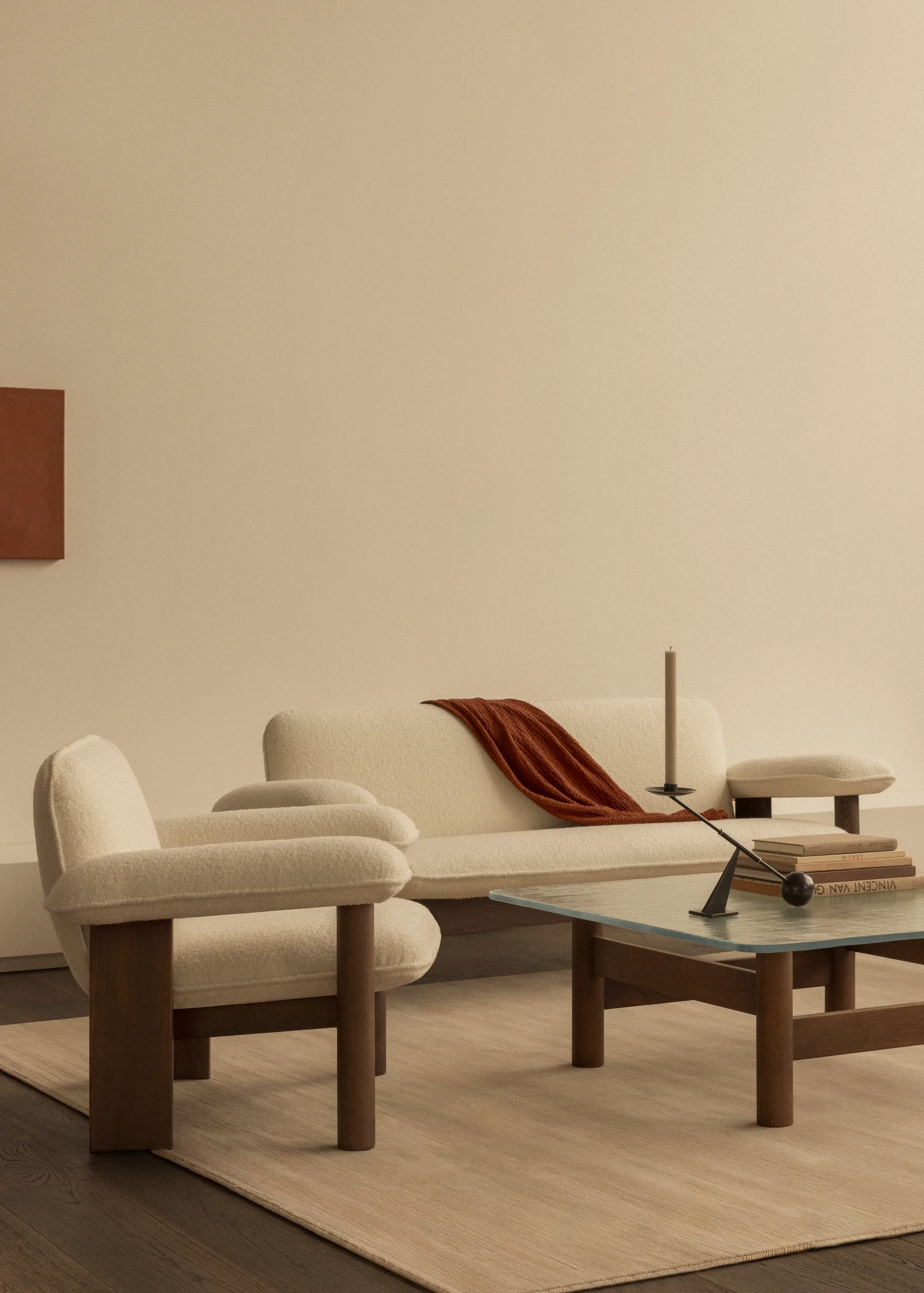 Sillón Brasilia low back, Natural oak-Nature sheepskin curly Audo Copenhagen