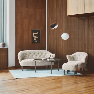 Sillón Ingeborg - Piel de oveja sahara, patas roble ahumado - Audo Copenhagen