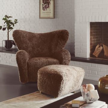 Sillón The Tired Man - Piel de oveja moonlight, patas roble natural - Audo Copenhagen