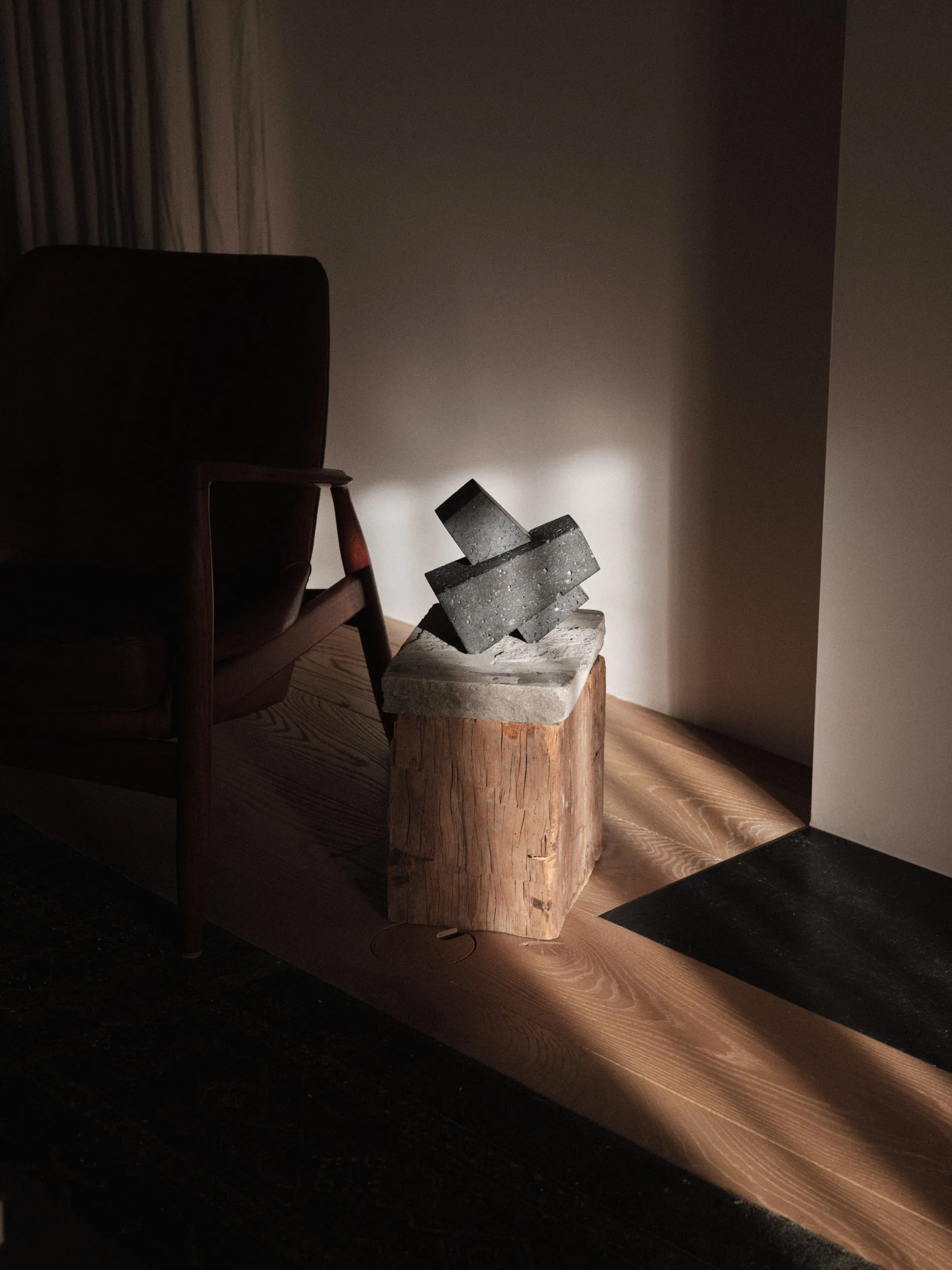 Sujetalibros Converge, Roca volcánica Audo Copenhagen